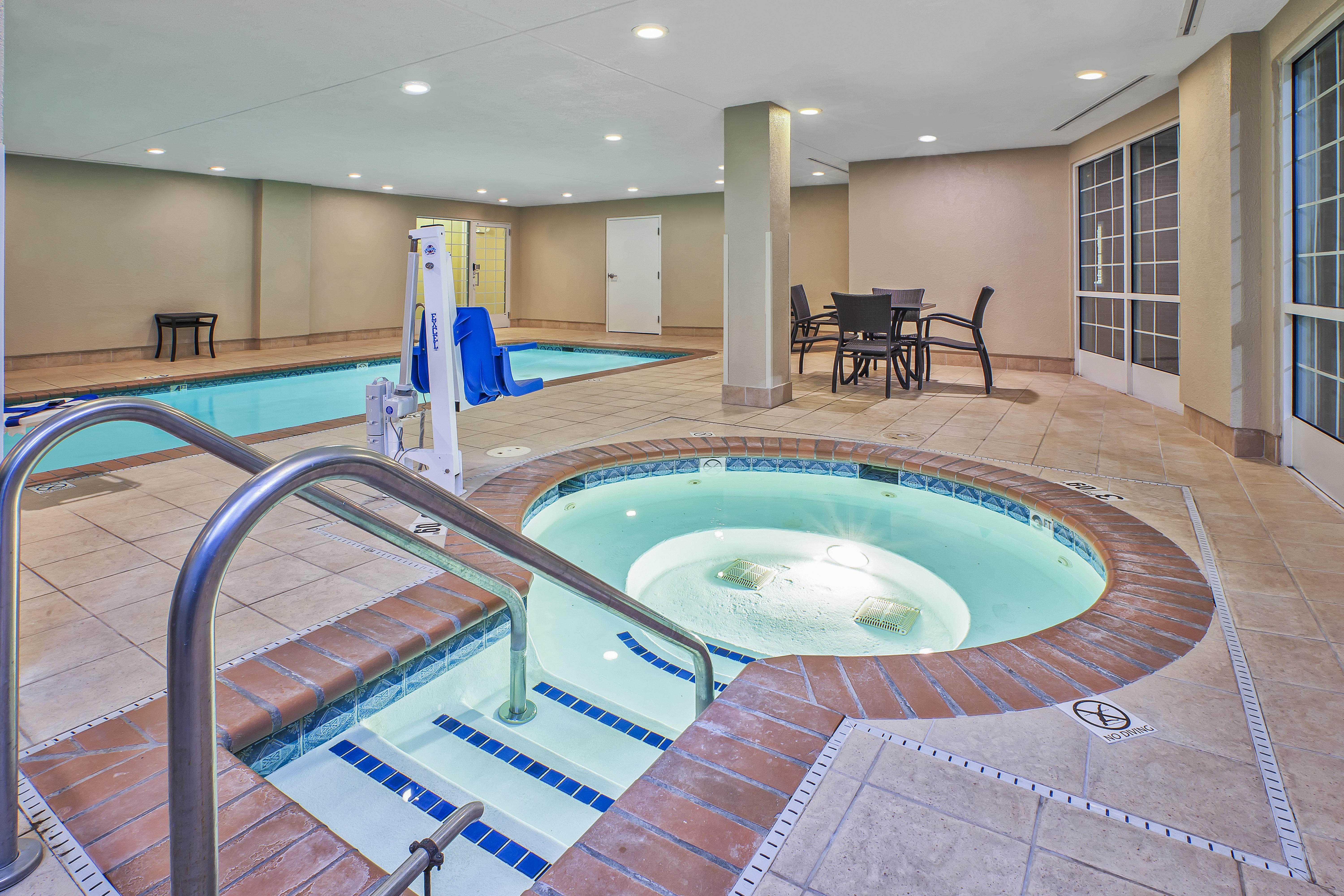 Candlewood Suites Indianapolis Northeast By Ihg Ngoại thất bức ảnh