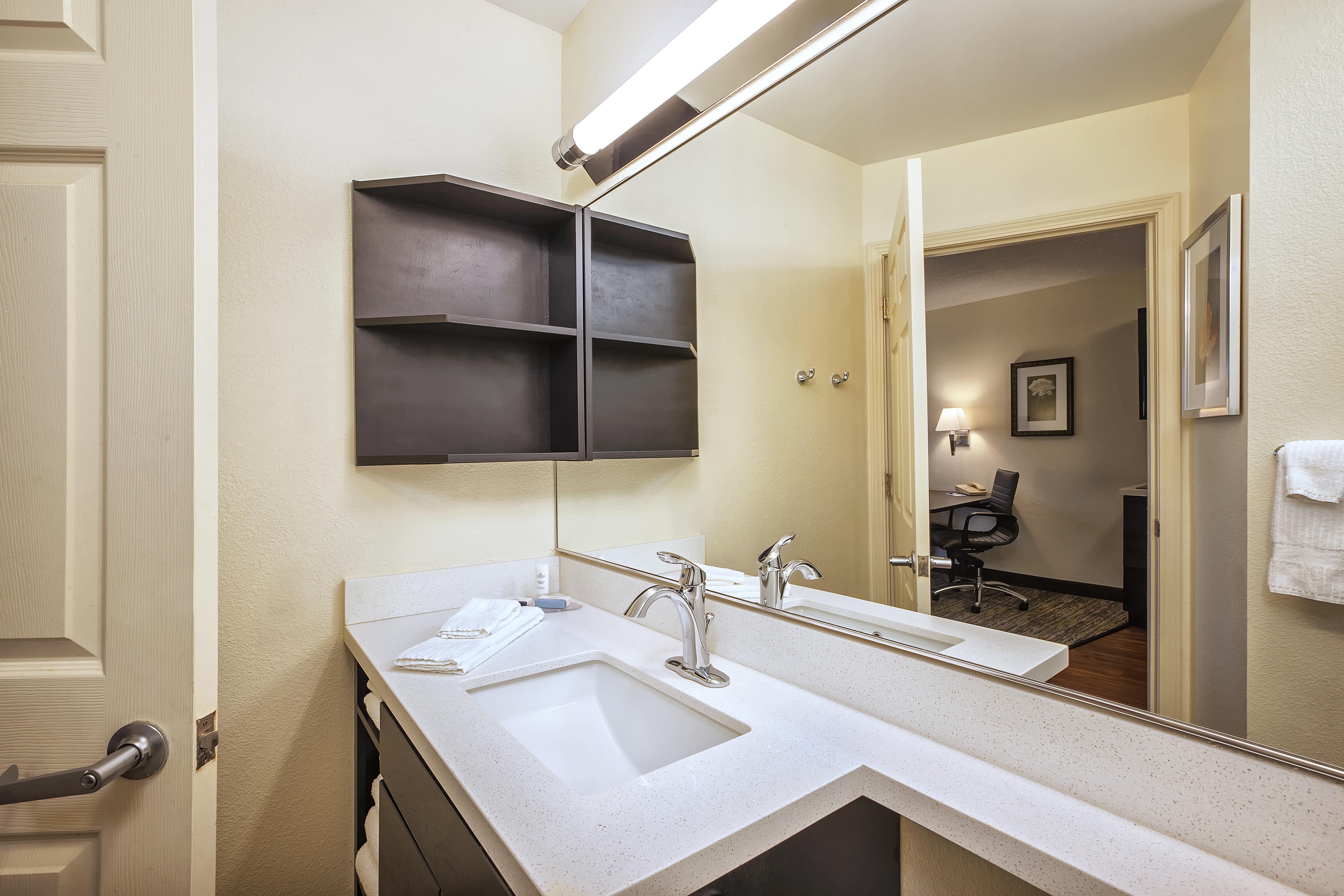 Candlewood Suites Indianapolis Northeast By Ihg Ngoại thất bức ảnh